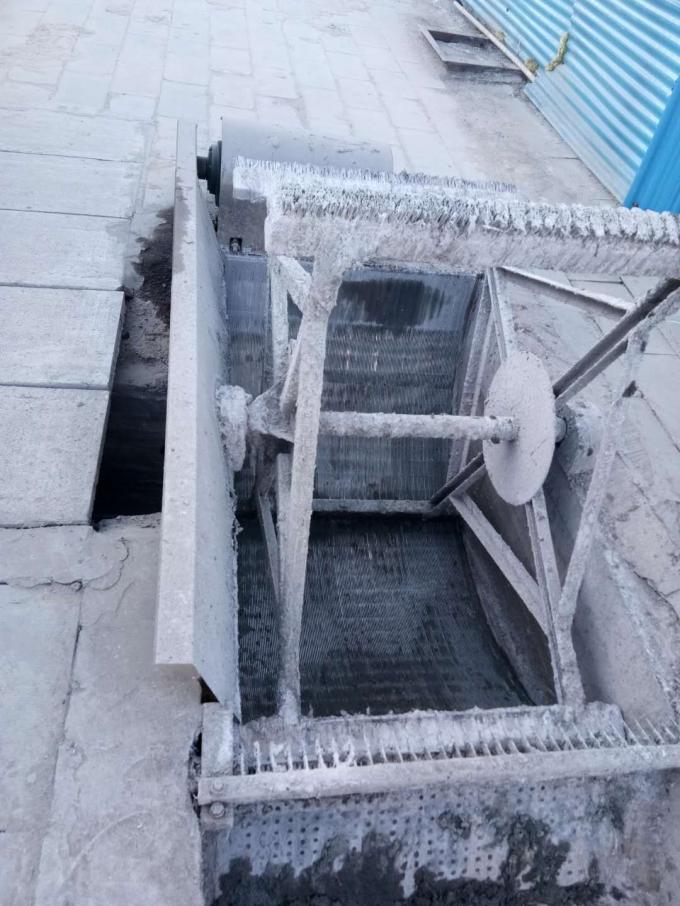 Il setaccio del cavo del cuneo di trattamento delle acque reflue filtra la scanalatura facile dell'operazione 0.05-50mm