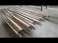 Griglia di filo di saldatura a cuneo per una filtrazione efficace del liquido